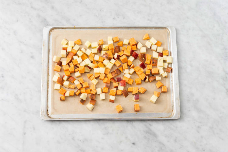 Roast apples and sweet potatoes