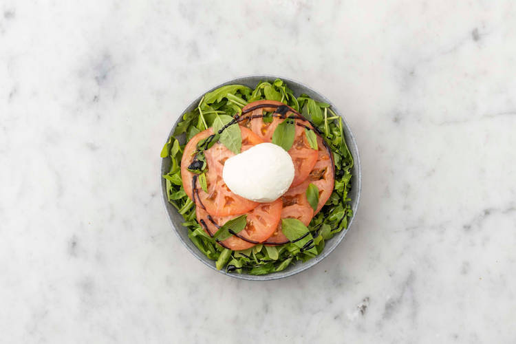 Préparer la caprese