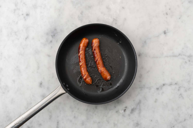 Cuire la saucisse