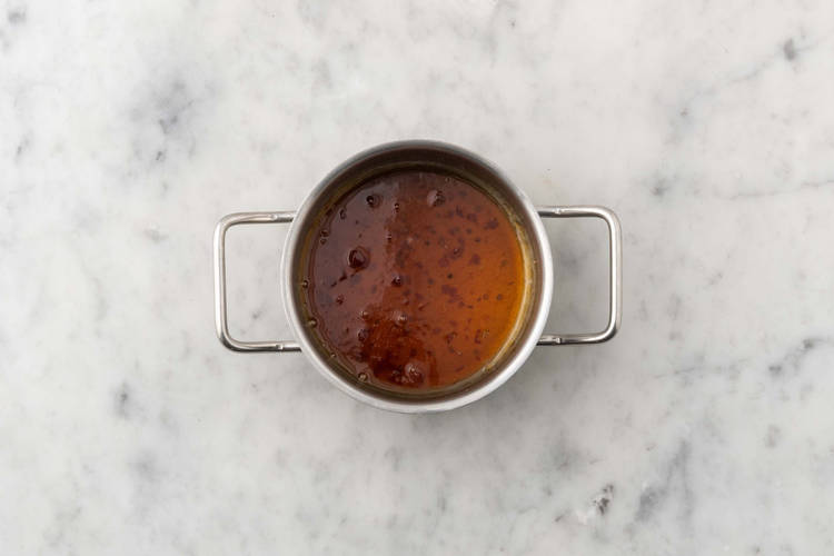 Make sweet chili drizzle