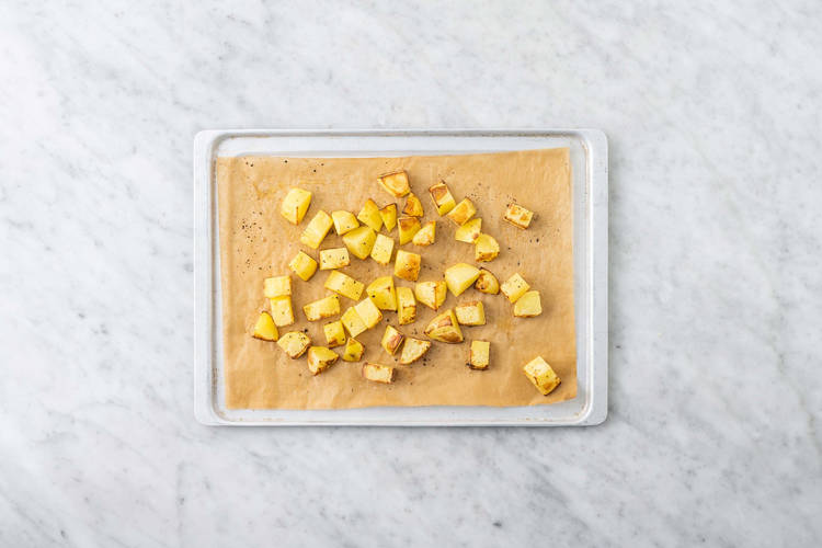 Préparer et rôtir les pommes de terre