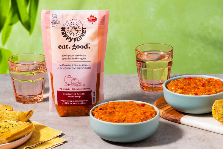 Soupe aux lentilles rouges avec pain à l’ail