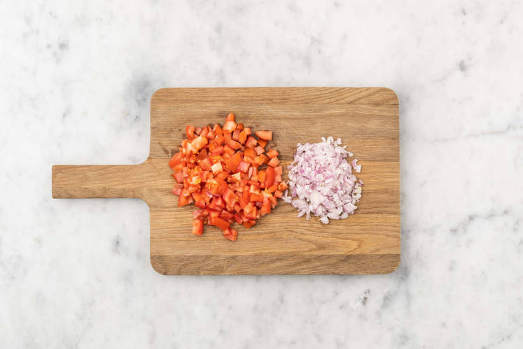 Tomatensalsa vorbereiten