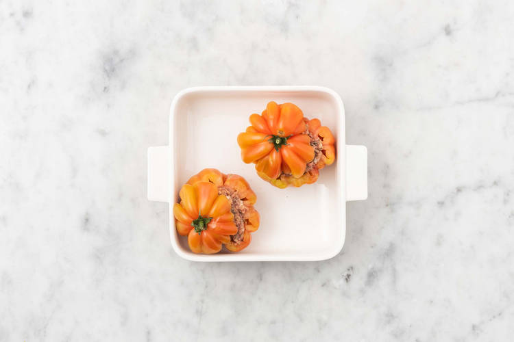 Farcir les tomates