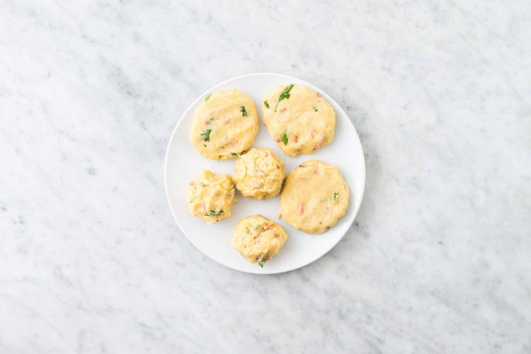 Rosolare la pancetta e creare i pancake