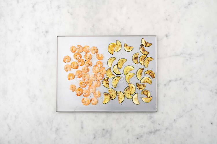 Broil shrimp and zucchini