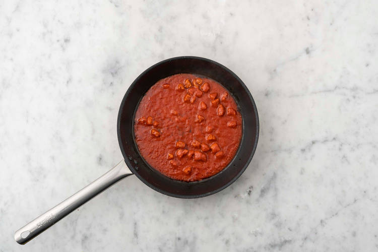 Make your Bravas Sauce