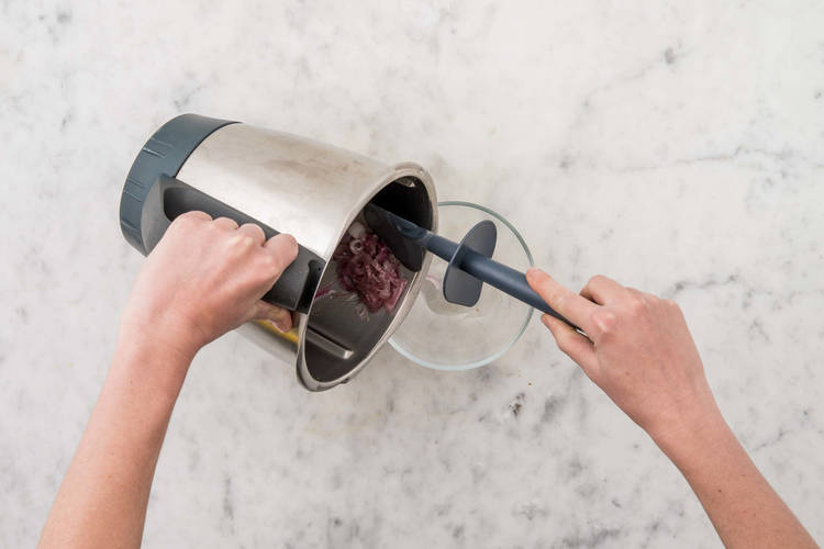 Zwiebel karamellisieren