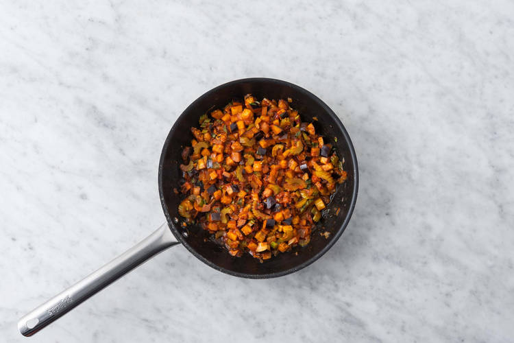 Cuocere la caponata