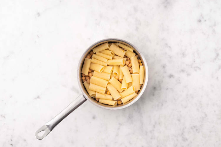 Koka pasta & kikärtor
