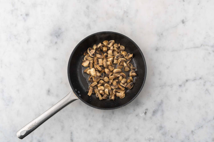 Préparer et cuire les champignons