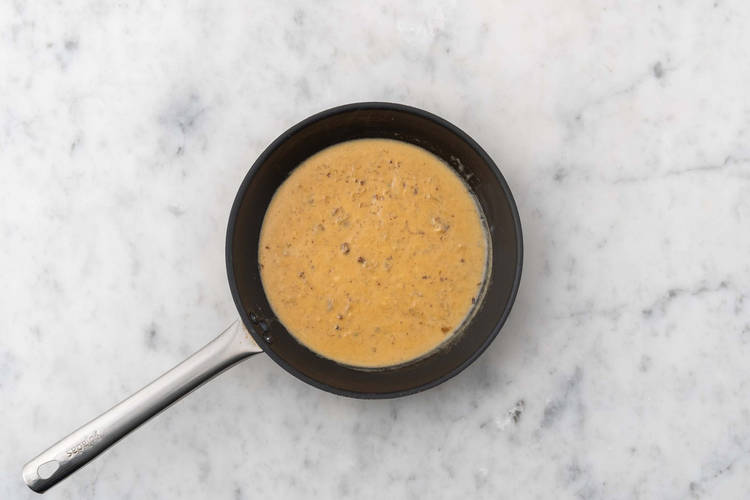 Préparer la sauce de cuisson