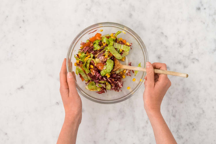 Prepara la ensalada