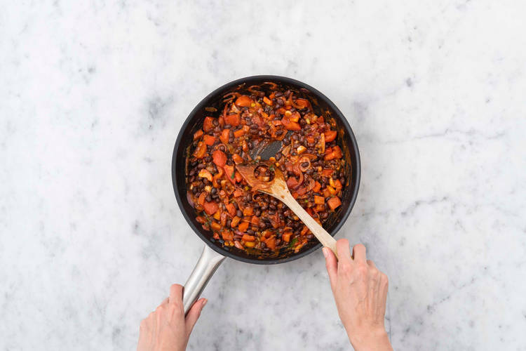 Préparer la sauce aux haricots