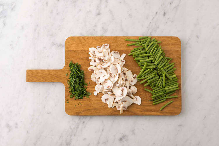 Prep and parboil green beans
