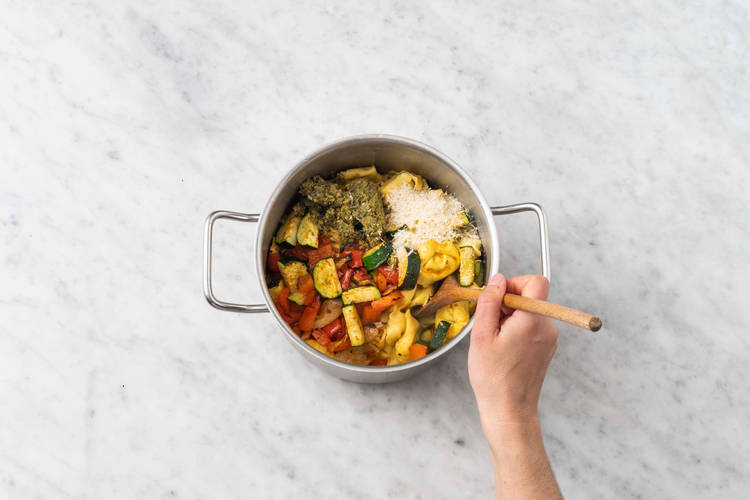 Cook shrimp and assemble tortellini