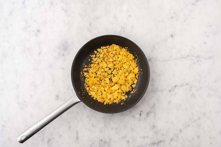 Émietter les croustilles de maïs