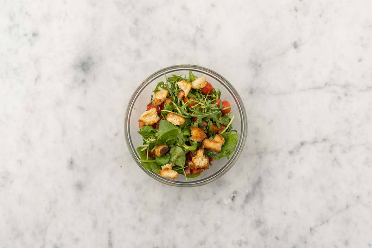 Prepara la ensalada