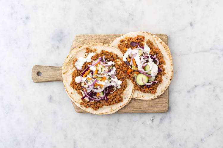 Apprêter le lahmacun et servir