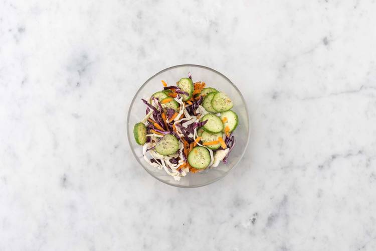 Mélanger la salade