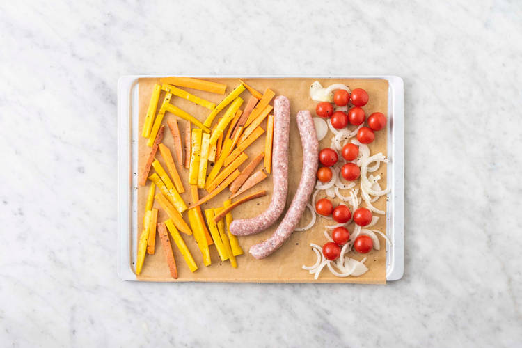 Groenten en worst bakken