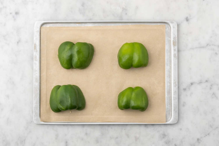 Groene paprika bakken