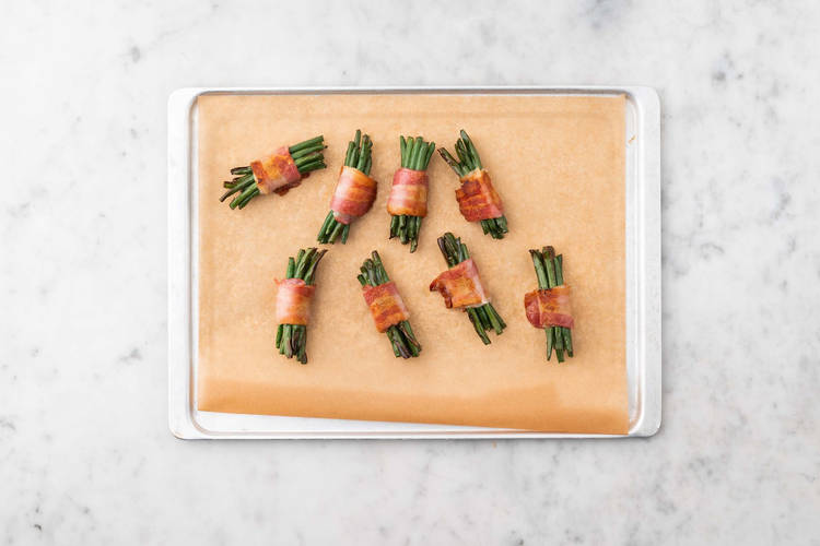 Roast bacon-wrapped green beans