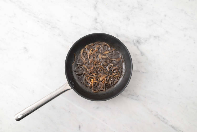 Carameliza la cebolla