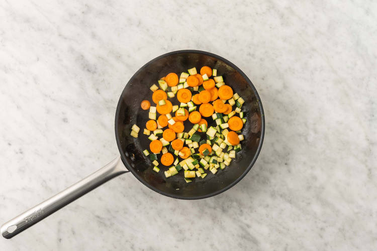 Saltea las verduras