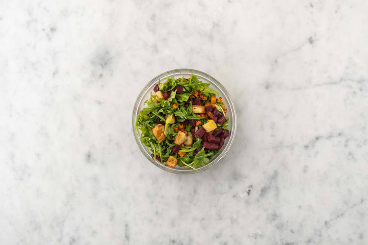 Mélanger la salade
