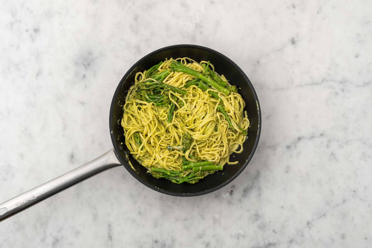 Make your Creamy Sauce