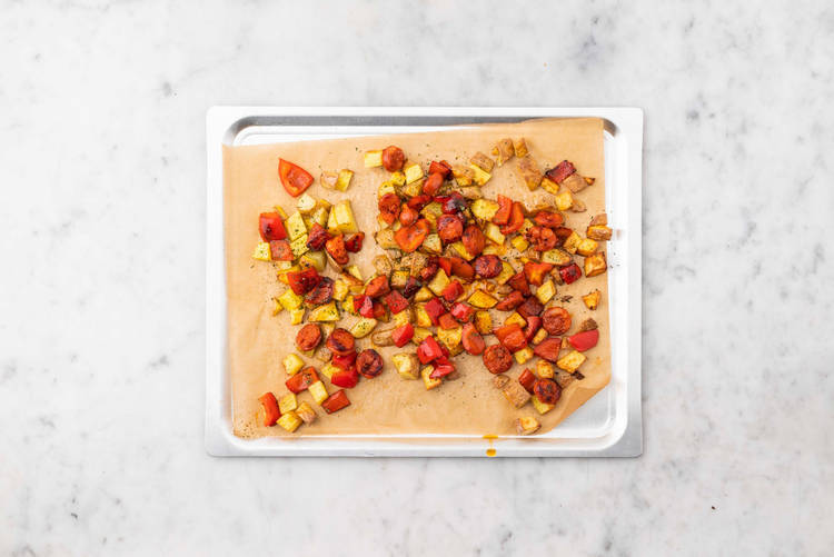 Tilsæt peberfrugt og chorizo