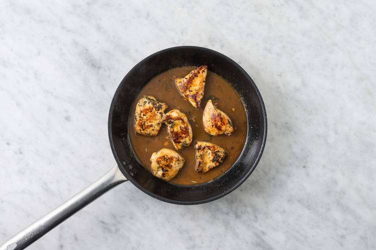 Tillsätt citrusfruktbuljong