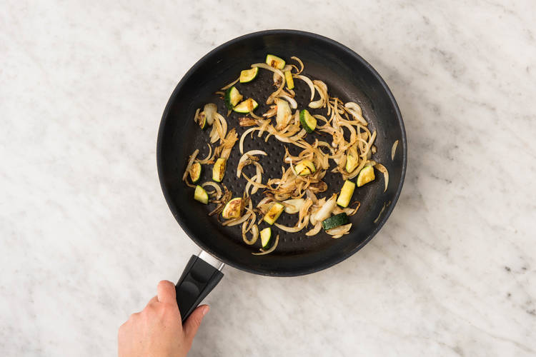 Zwiebel & Zucchini
