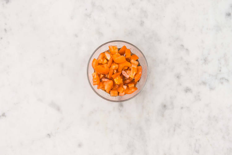 Préparer la salade de tomates