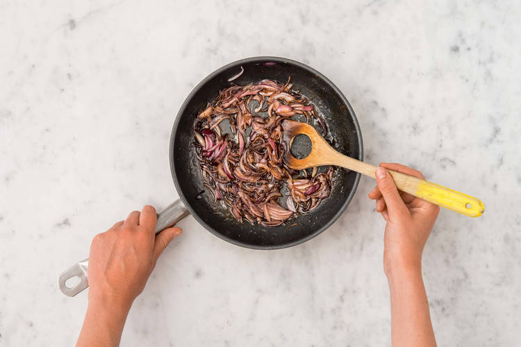 Caraméliser l’oignon