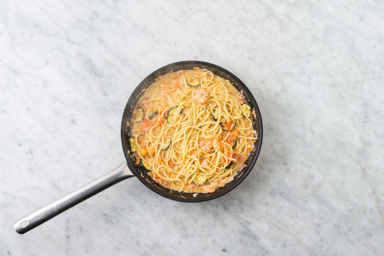 Mélanger les pâtes