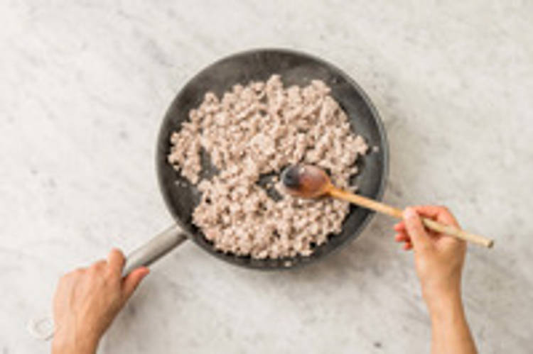 Cuire le poulet haché