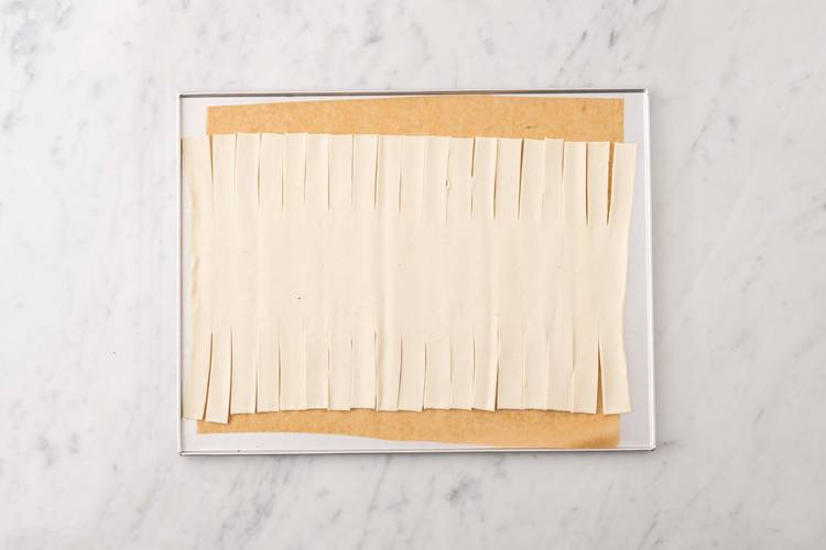 Couper la pâte feuilletée