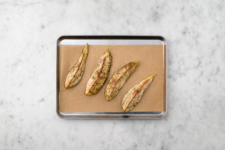 Aubergine bakken
