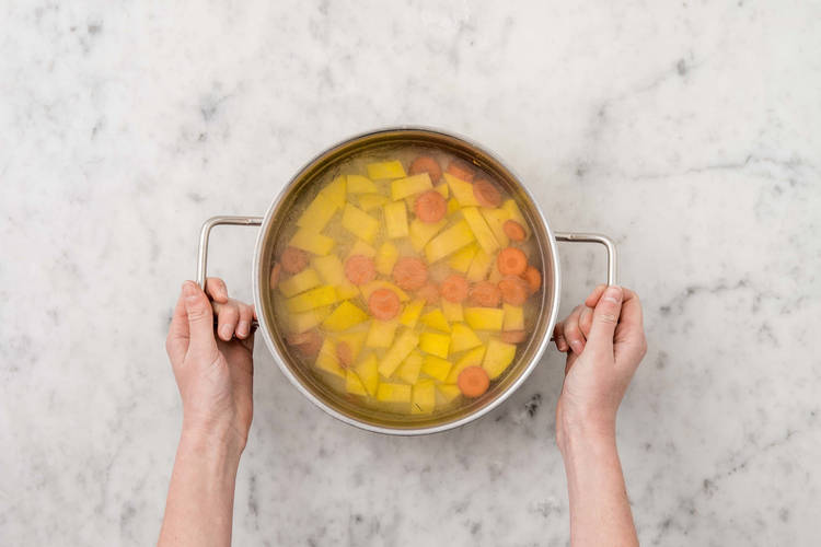 Cuire les pommes de terre