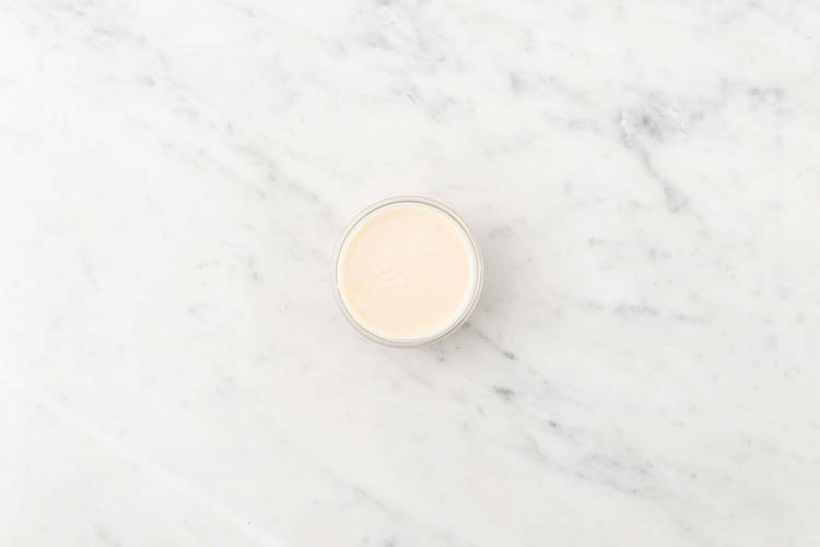 Für das Tahini-Zitronen-Dressing