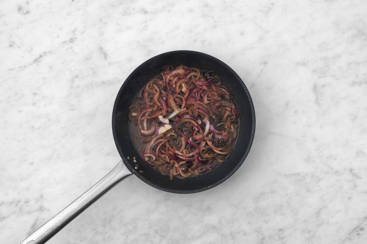 Saus van ui maken