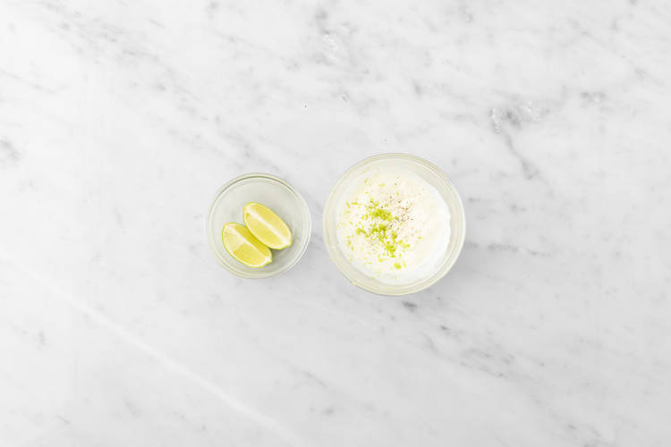 Condire lo yogurt