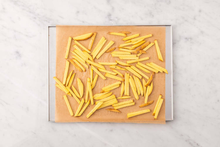 Frieten bakken