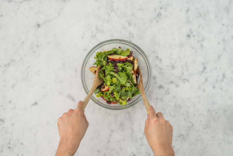 Salat zubereiten