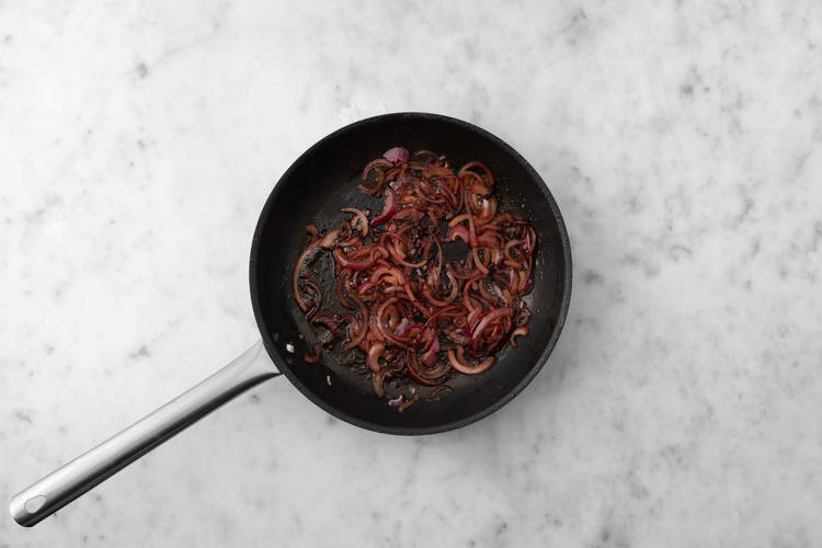 Caraméliser l'oignon