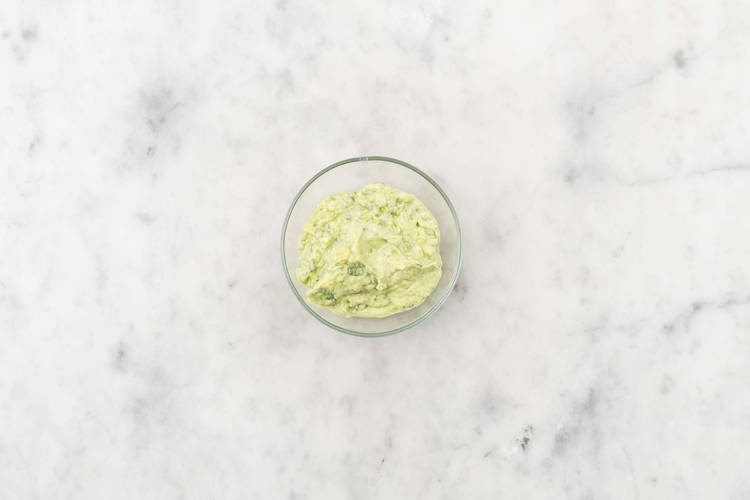 Faire la crème d'avocat