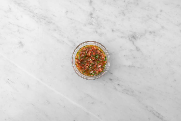 Faire la sauce vierge