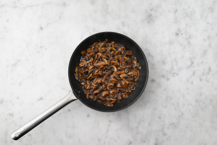 Make your Mushroom Sauce